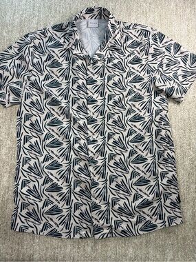 Wlkn Cream Short-Sleeve Printed Button-Down Shirt